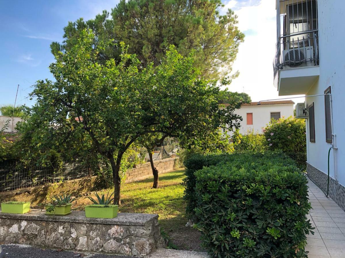 La Maison De Daniele Et Maria Apartment Fontane Bianche Luaran gambar